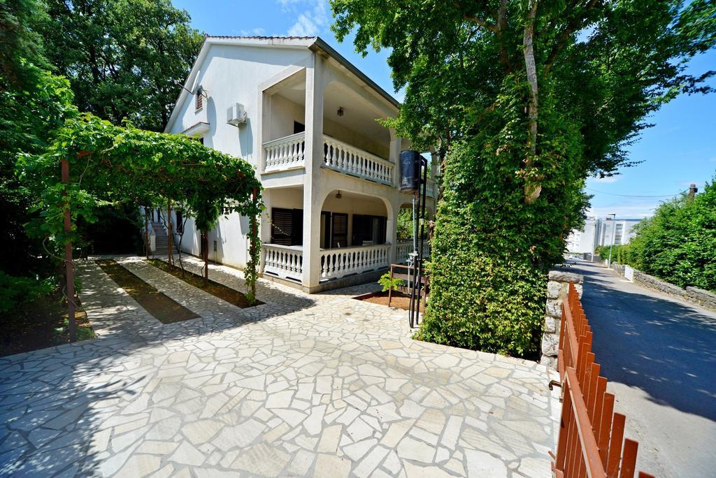 Apartments Karmelic 말린스카 객실 사진